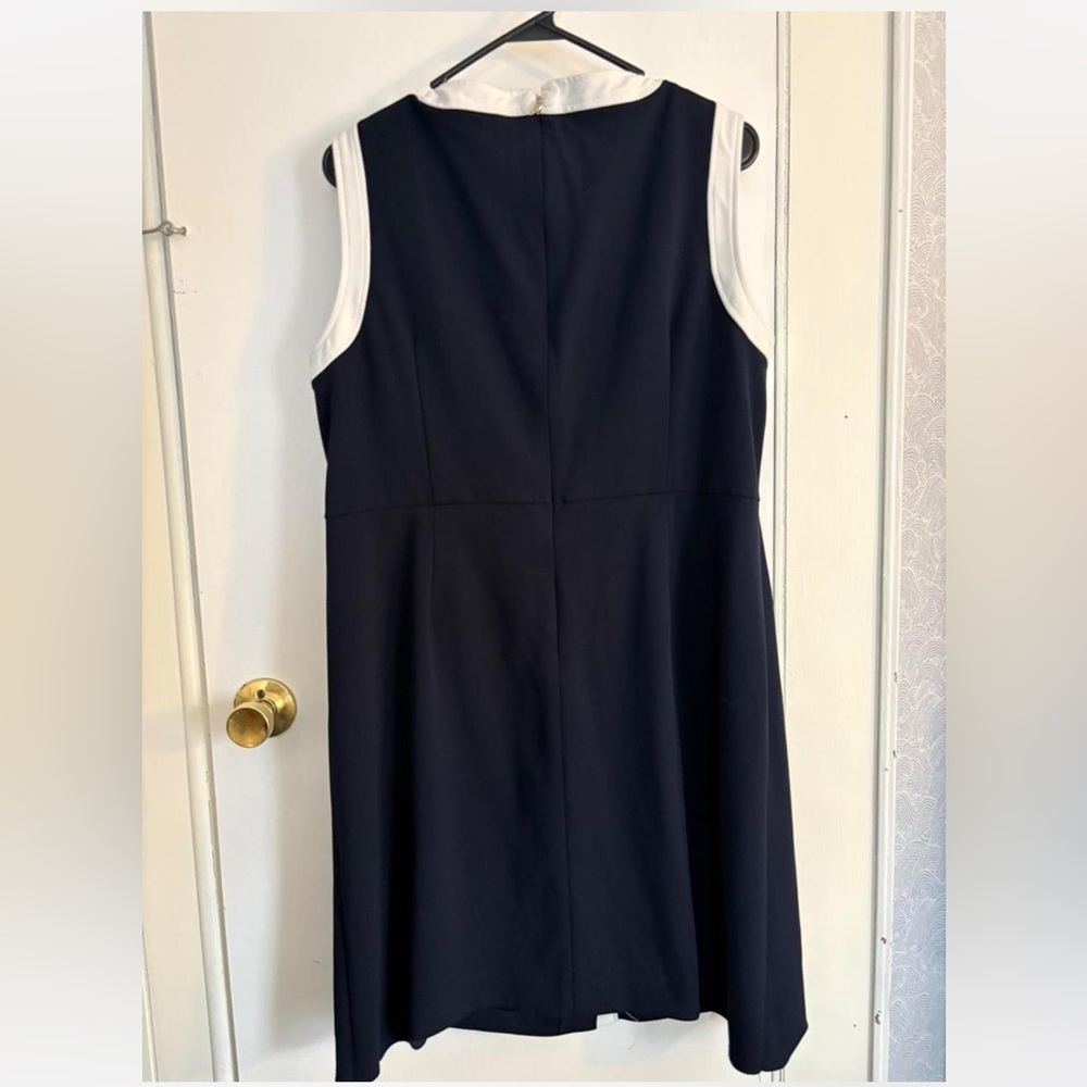 Tommy Hilfiger Navy and White Button-Front Midi Dress - Picture 2 of 3